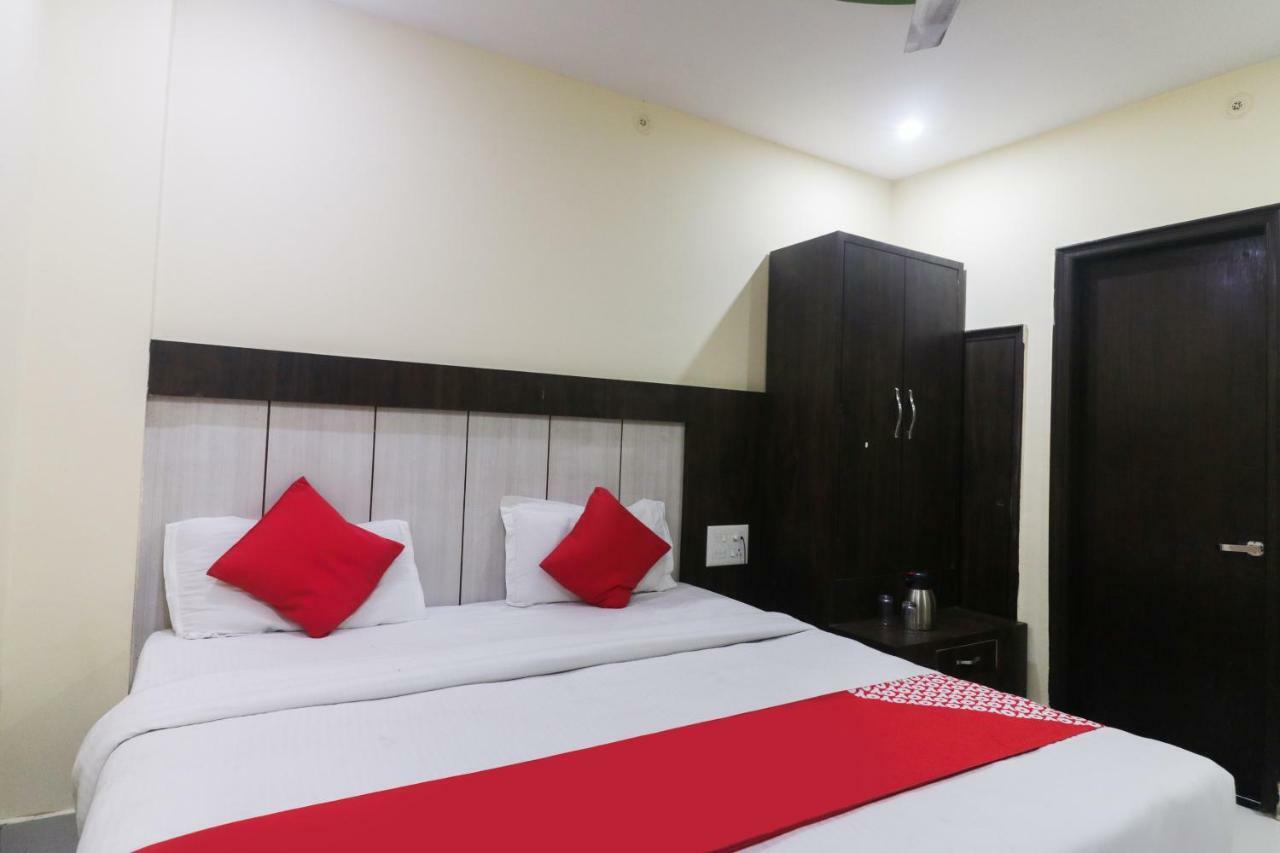 Oyo 48974 Hotel Shweta Residency Варанасі Екстер'єр фото