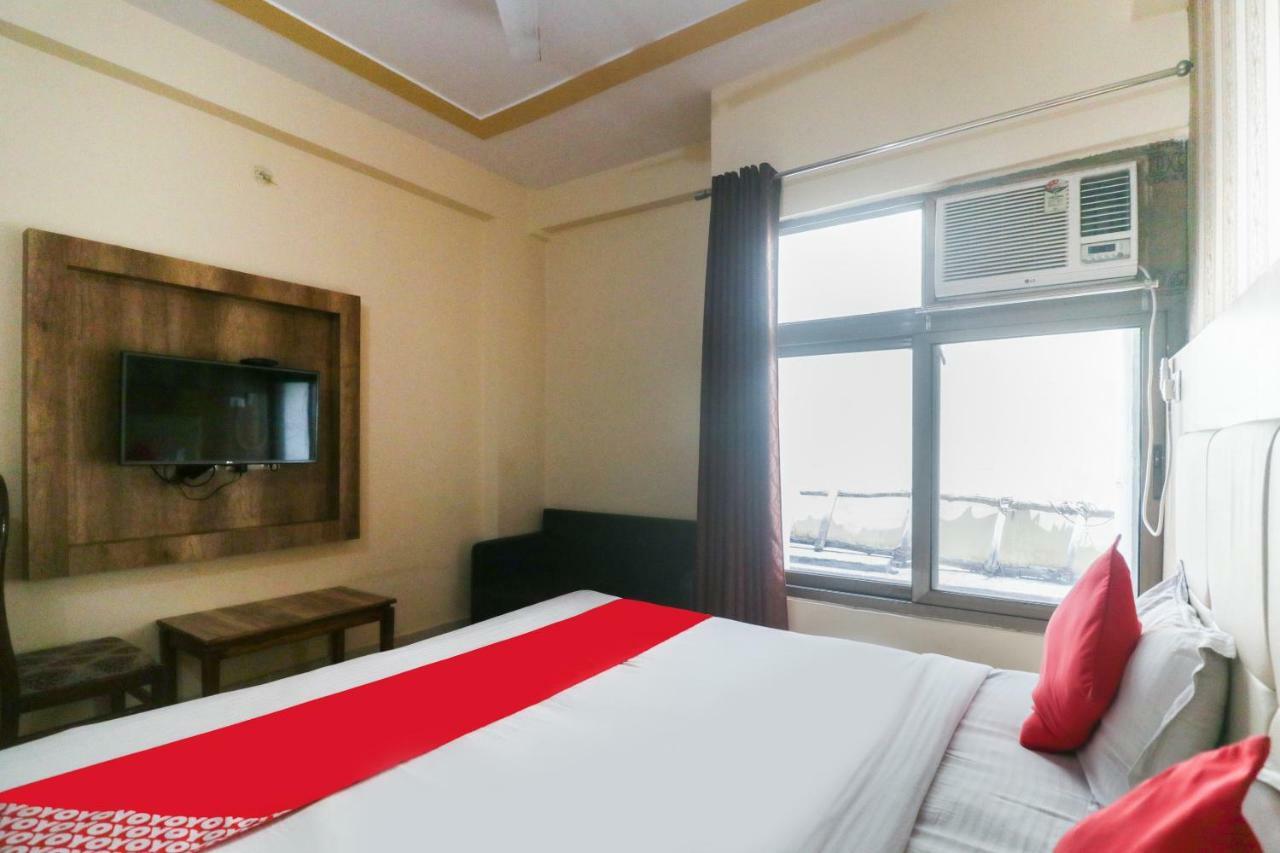 Oyo 48974 Hotel Shweta Residency Варанасі Екстер'єр фото